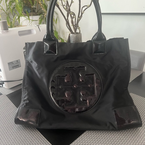 Tory Burch Black Tote Bag with Signature Logo - Picture 9 of 9
